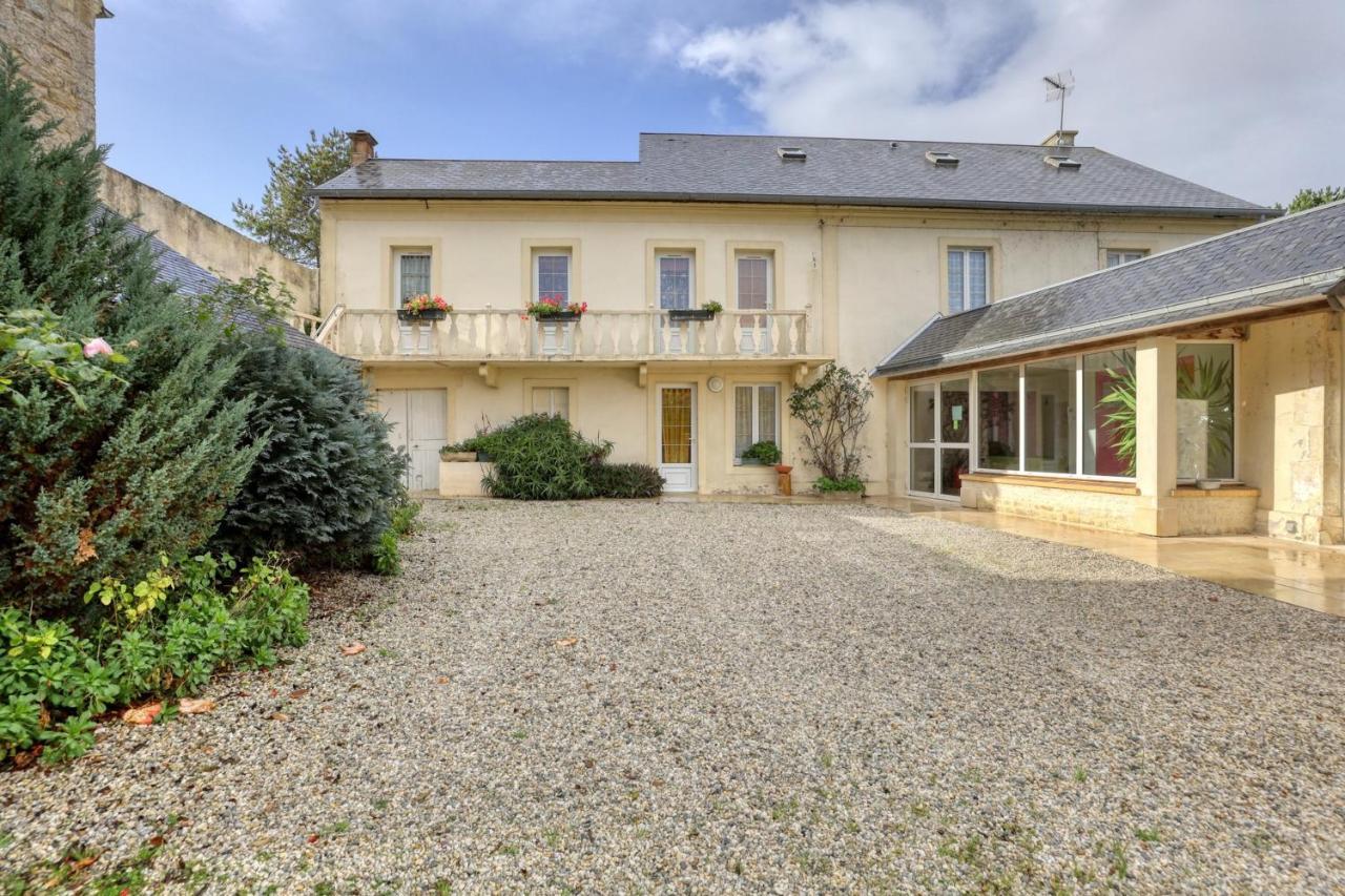 Maison Spacieuse Avec Jardin Pres De Le Bouffay Commes Exterior photo