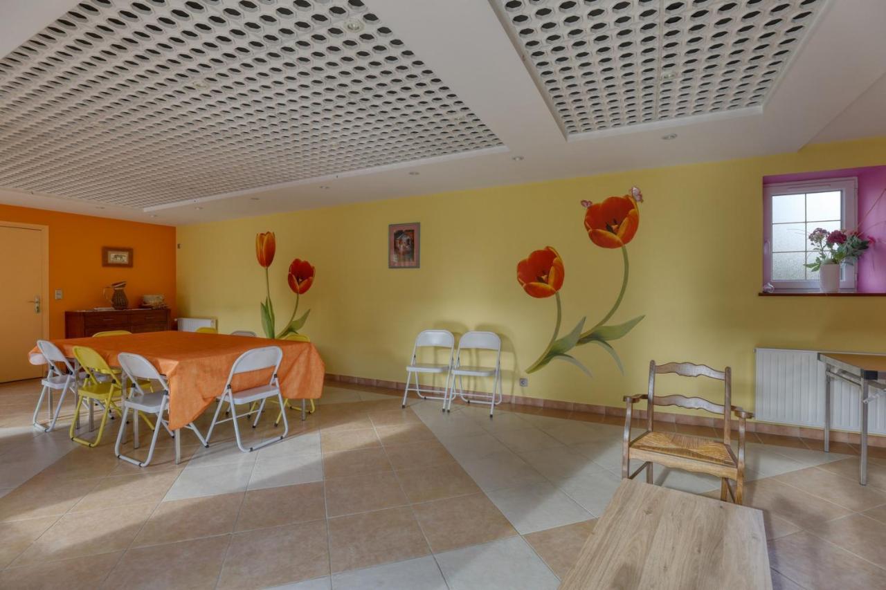 Maison Spacieuse Avec Jardin Pres De Le Bouffay Commes Exterior photo