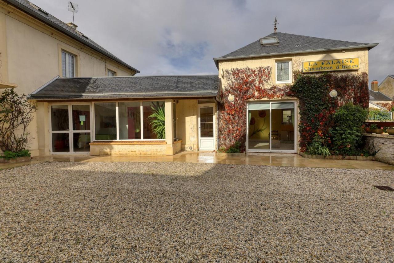 Maison Spacieuse Avec Jardin Pres De Le Bouffay Commes Exterior photo